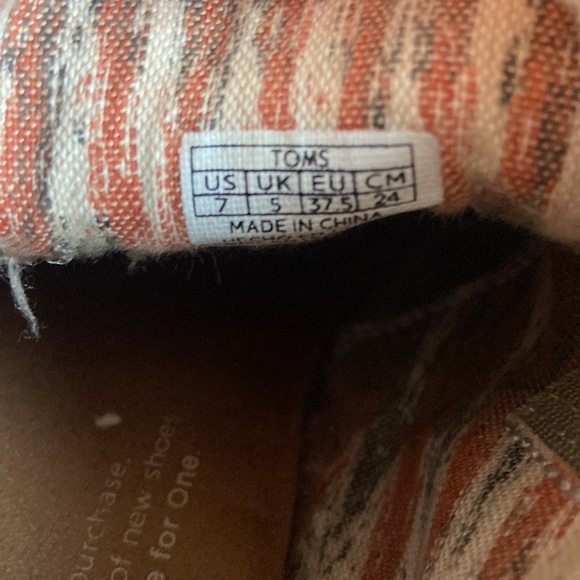 TOMS Booties - Picture 5 of 6